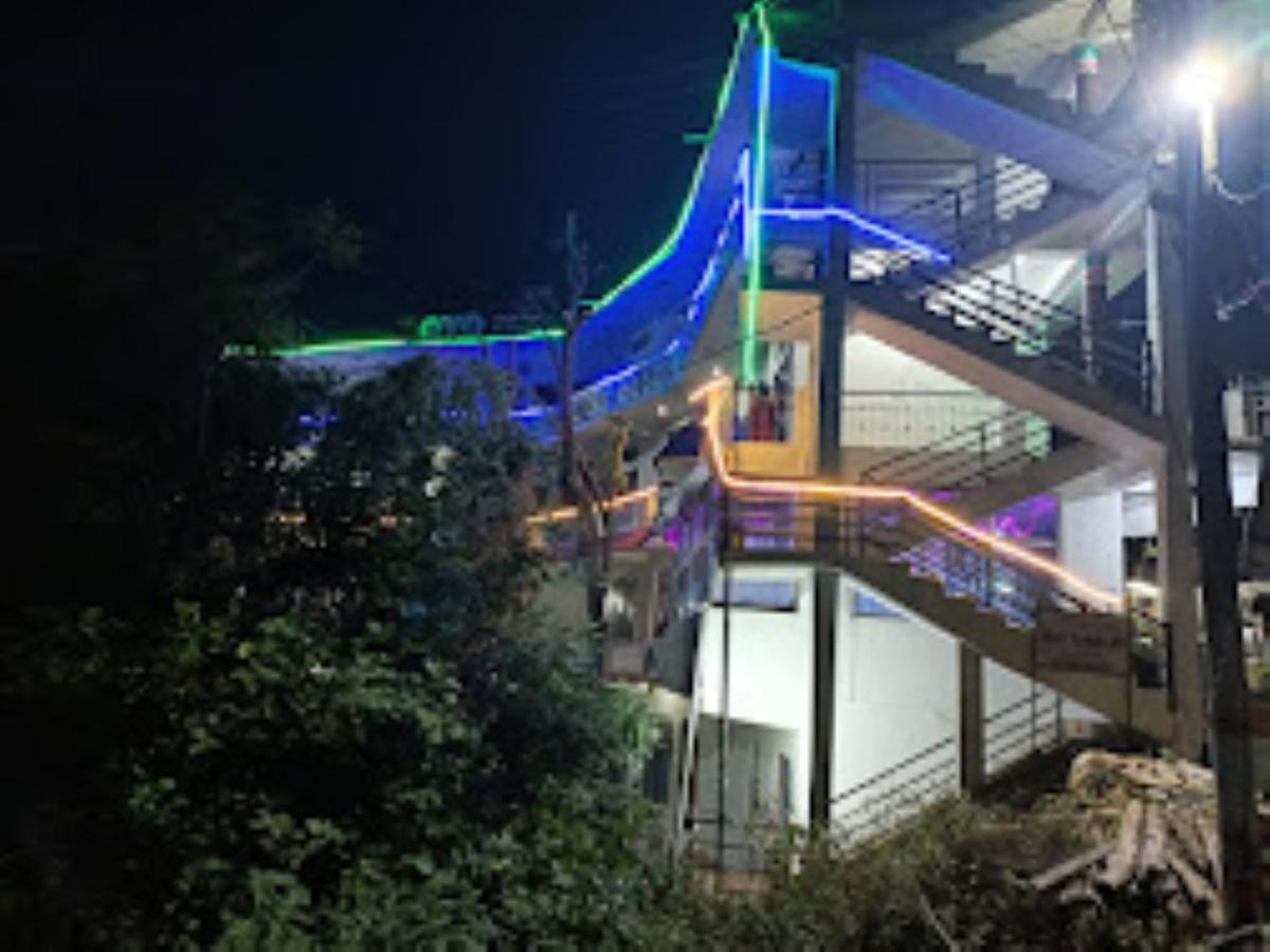 Hotel Riya Residency, Barkot, Uttarakhand Экстерьер фото